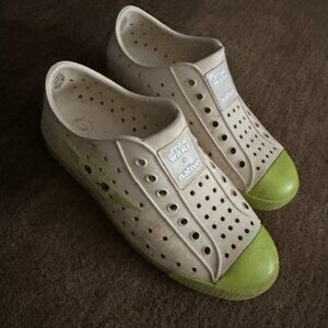 Native star wars shoes size J3